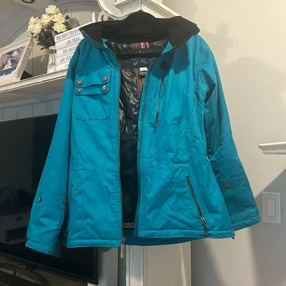 Obermeyer Ski/Snowboard Jacket with Detachable Hood - Picture 2 of 13